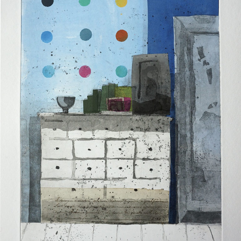 Muriel Bernard vit et travaille à Vannes dans le Morbihan