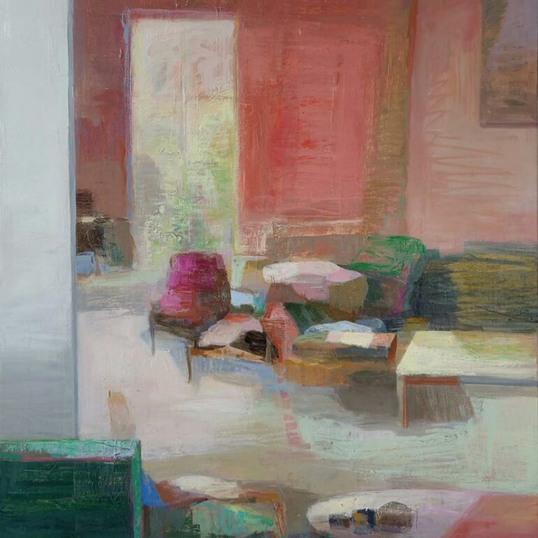 poursuit ses recherches dans son atelier à Vannes où elle pratique la peinture et la gravure.